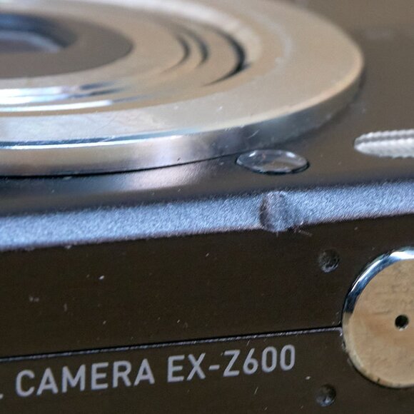 Casio EXILIM EX-Z600 6MP Digital Camera, 3x Optical Zoom, Black - Picture 10 of 11